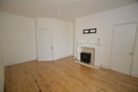 3 bedroom ground floor flat to rent, Tulip Street, Felling, Gateshead, NE10