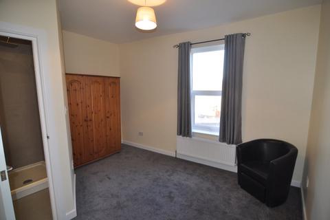 1 bedroom in a house share to rent, Doncaster Road, Barnsley