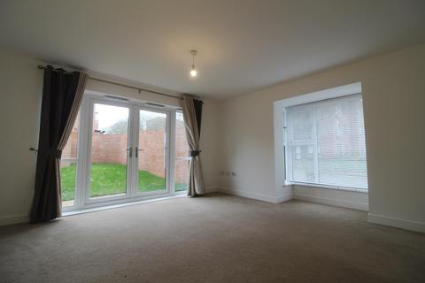 4 bedroom detached house to rent, Presentation Way, Reading, RG30