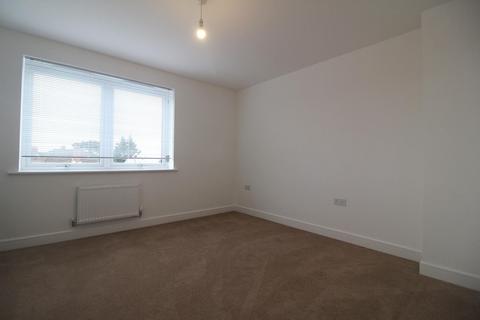 4 bedroom detached house to rent, Presentation Way, Reading, RG30