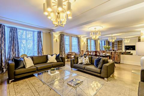 4 bedroom flat to rent, Strathmore Court NW8