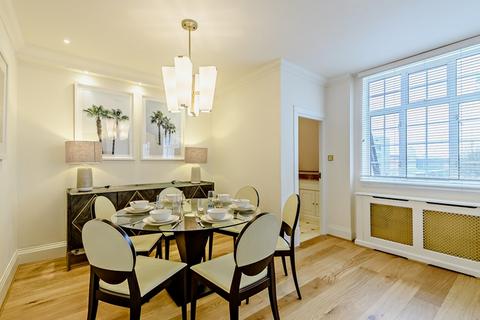 3 bedroom flat to rent, Strathmore Court NW8