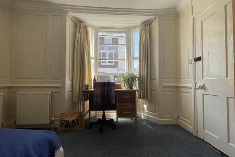 undefined, Saint Dunstans Street