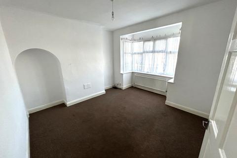 42 Pick Hill, Waltham Abbey, EN9 3LT