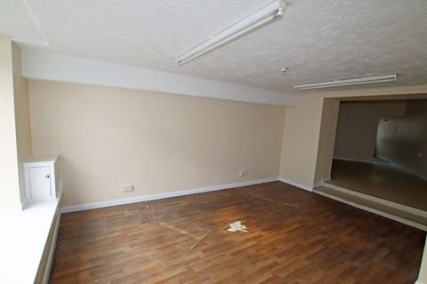Property to rent - Lammas Street, Carmarthen, SA31