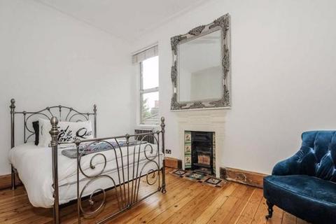 4 bedroom apartment for sale, College Mansions, Winchester Avenue, Queens Park, London, NW6