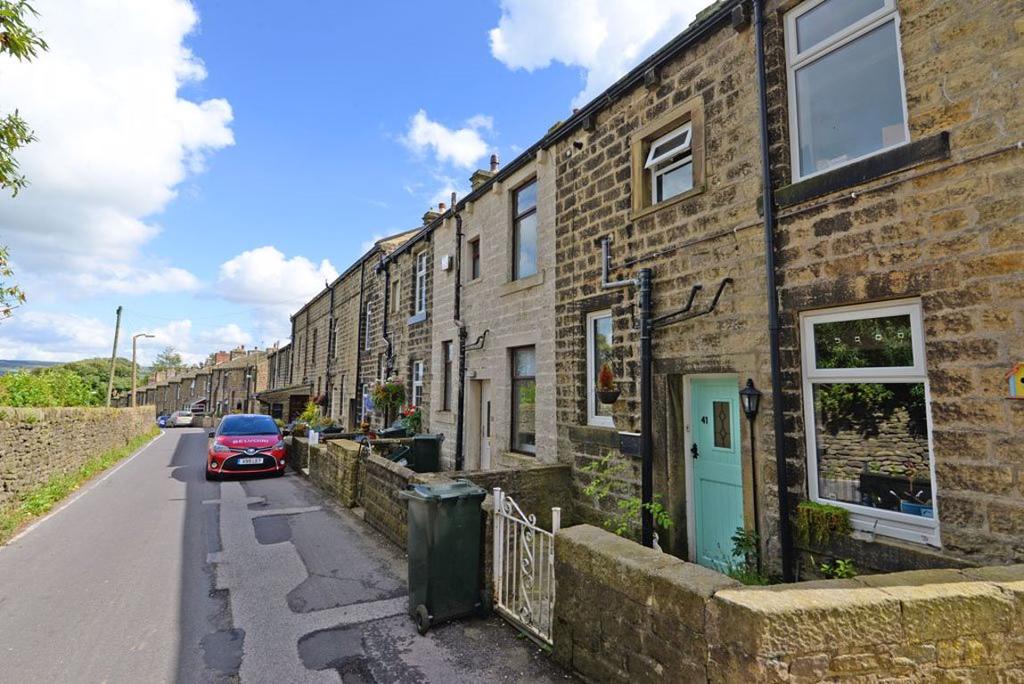 Whitley Head, Steeton 3 bed terraced house £540 pcm (£125 pw)