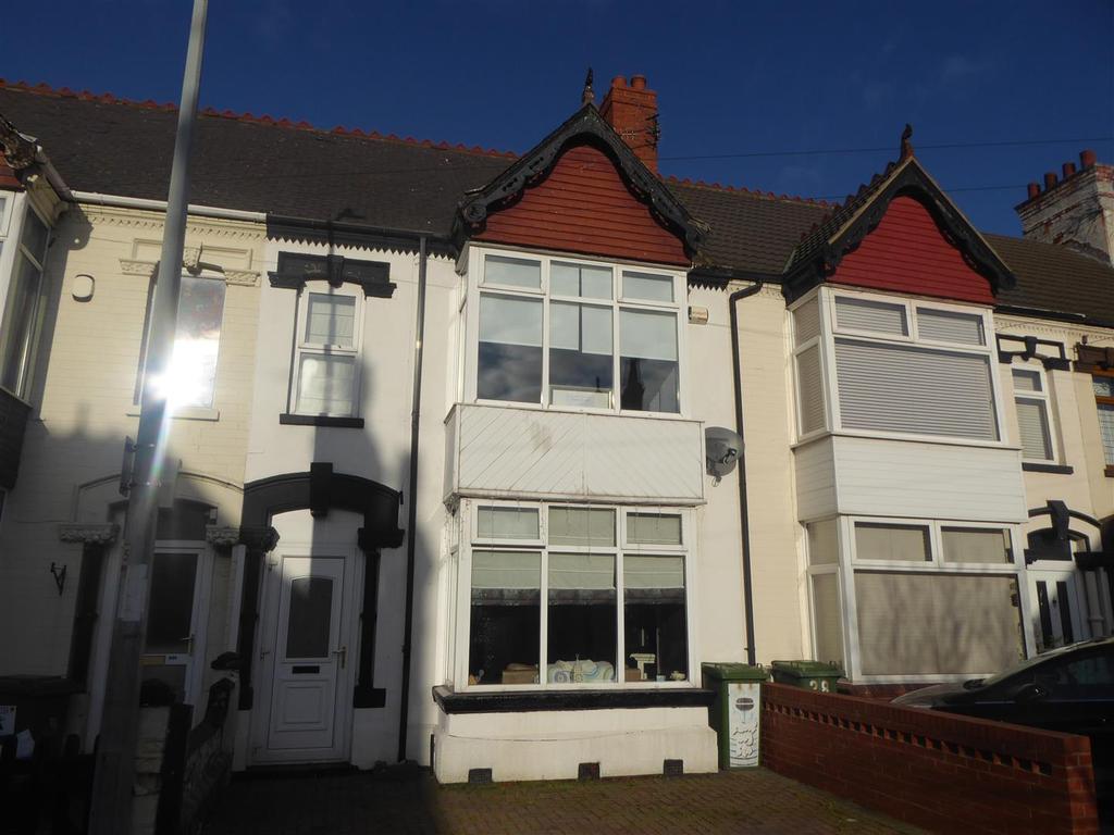 30 Mill Road, Cleethorpes, N.E. Lincs, DN35 8JA 4 bed terraced house