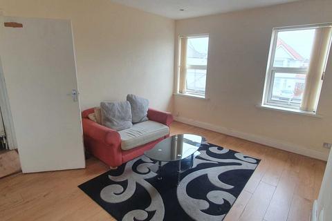 1 bedroom flat to rent, Caerphilly Road, Heath, Cardiff