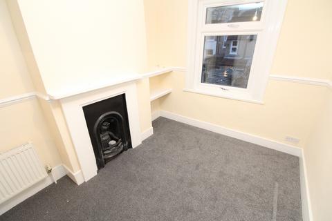 3 bedroom terraced house to rent, Ingledew Road, Plumstead, SE18