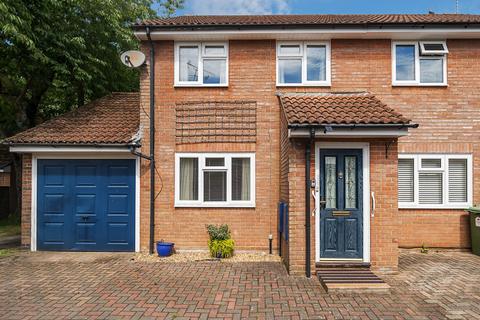 3 bedroom semi-detached house for sale, Gaskell Close, Holybourne, Alton, Hampshire, GU34