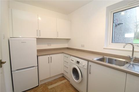 1 bedroom apartment to rent - Montana Close, South Croydon, CR2