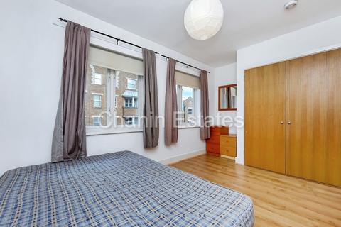 4 bedroom townhouse to rent, Ferry Street, London E14