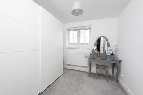 1 Hartley Close, Blackwater, Camberley, GU17 0DE