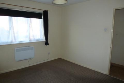 2 bedroom flat to rent, Winifred Street, Masbrough, S60 1LW