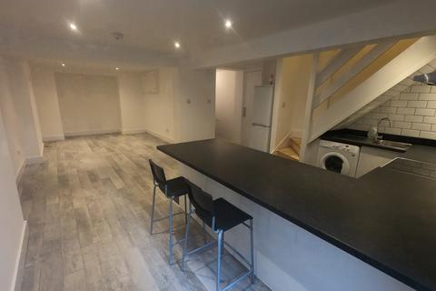 undefined, Brighton Road, South Croydon