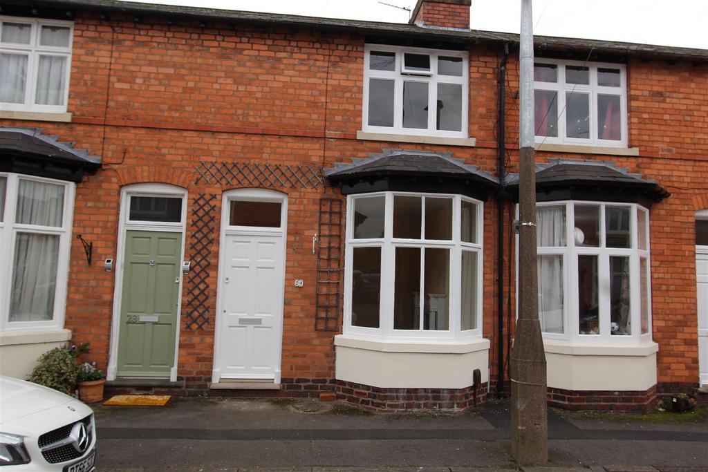 Grove Avenue, Solihull 2 bed terraced house £775 pcm (£179 pw)