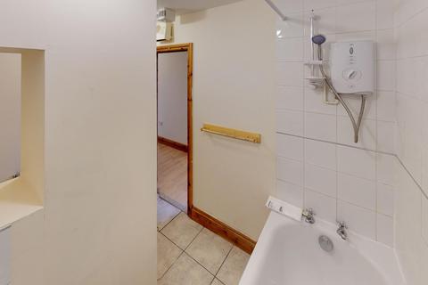 2 bedroom apartment to rent, Parkview Mansions, New Road, Southampton, SO14
