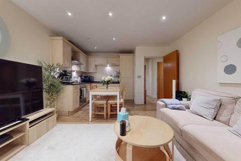 2 bedroom flat to rent, Compton Road, Wimbledon, SW19