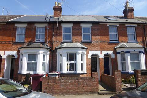 3 bedroom terraced house to rent, Newport Road, Reading, RG1