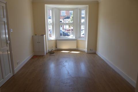 3 bedroom terraced house to rent, Newport Road, Reading, RG1