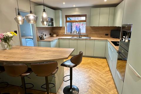 undefined, Rhosymaen Uchaf, Llanidloes, Powys, SY18