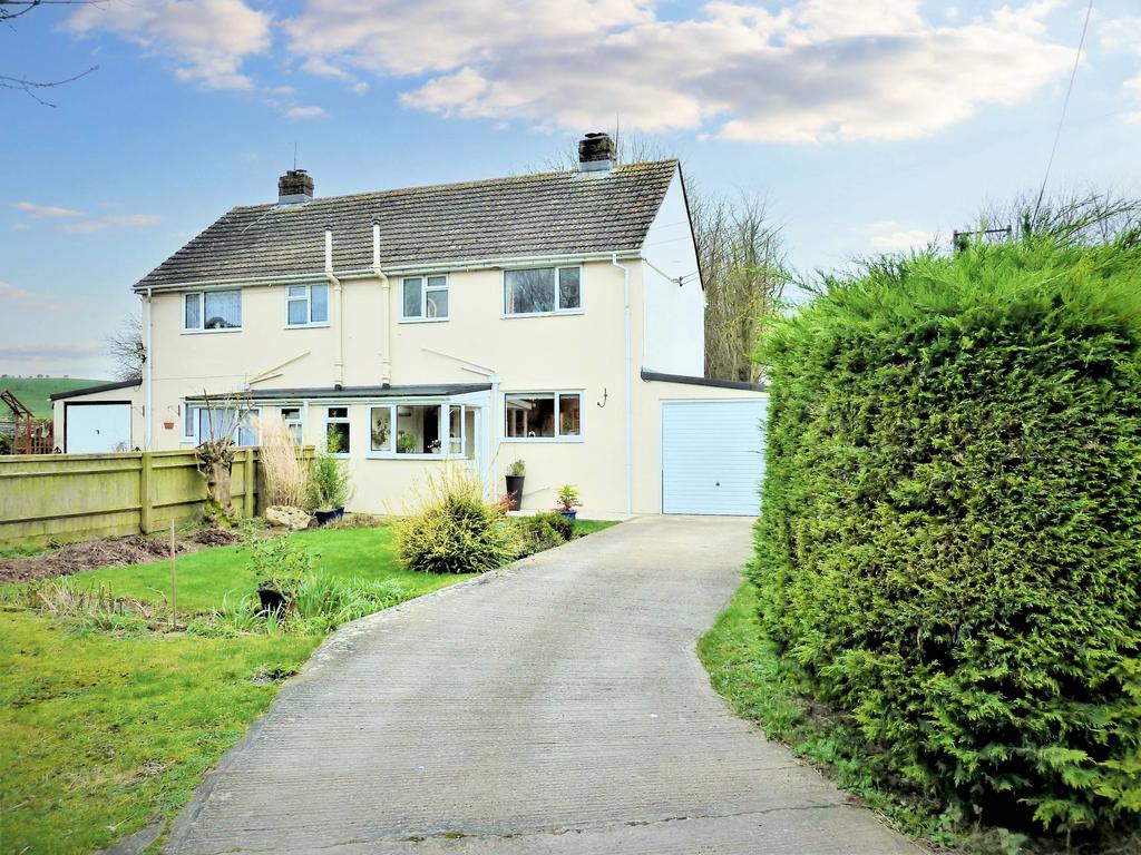 Ogbourne St Marlborough, Wiltshire 3 bed semidetached house to