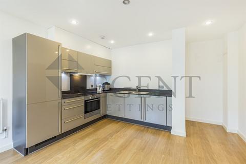 2 bedroom apartment to rent, Caspian Apartments, Salton Sq, E14