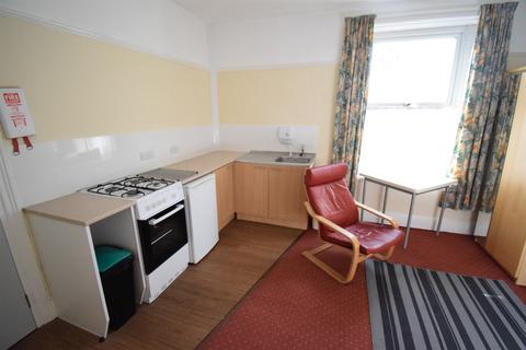 1 bedroom flat to rent, Pencisely Road, Cardiff