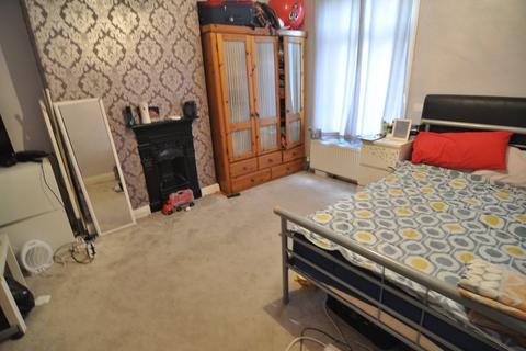 2 bedroom house to rent, Spring Street, Barnsley