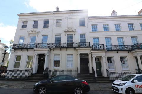 3 bedroom apartment to rent, Huskisson Street, Liverpool