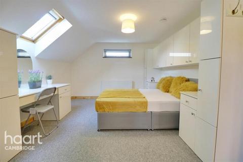 1 bedroom in a house share to rent, Green End Road, Cambridge