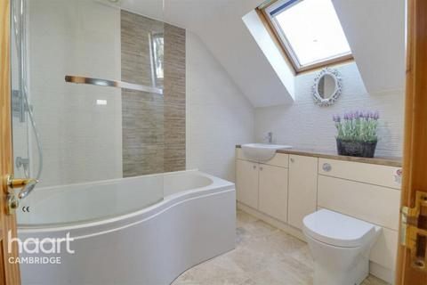1 bedroom in a house share to rent, Green End Road, Cambridge