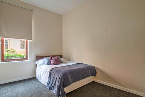 5 bedroom flat to rent, Wilton Street, North Kelvinside, Glasgow, G20