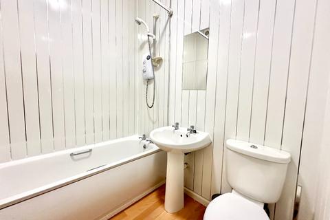 5 bedroom flat to rent, Wilton Street, North Kelvinside, Glasgow, G20