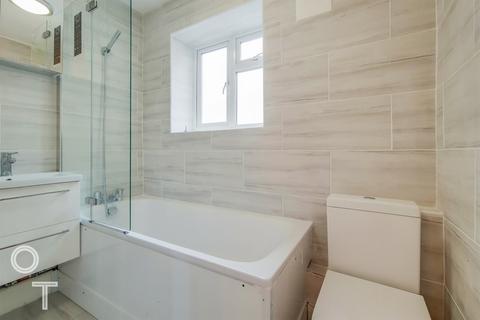 1 bedroom apartment to rent, Leighton Crescent, NW5
