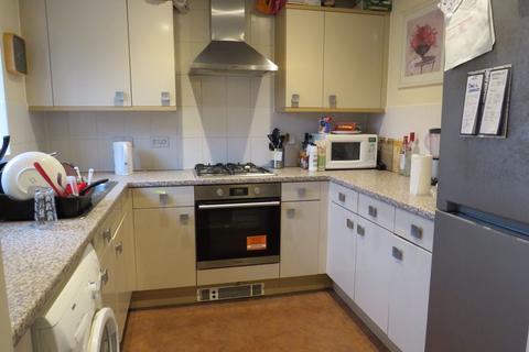 5 bedroom terraced house to rent, Baxendale Road, Chichester