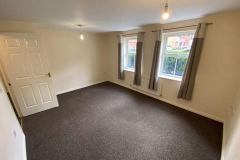 2 bedroom apartment to rent, Sherwood Street, Hucknall, Nottingham, NG15 7SE