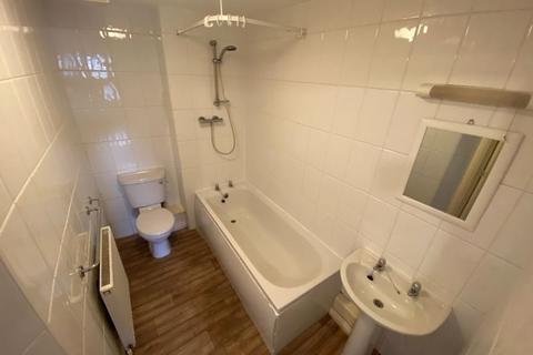 2 bedroom apartment to rent, Sherwood Street, Hucknall, Nottingham, NG15 7SE