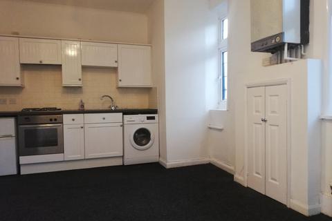 1 bedroom flat to rent, The Spinning Wheel, Redhill