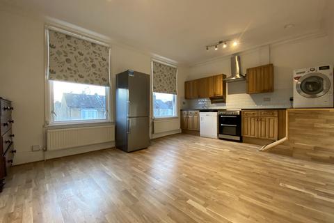 Keston Road London 5 Bed Terraced House 3 500 Pcm 808 Pw