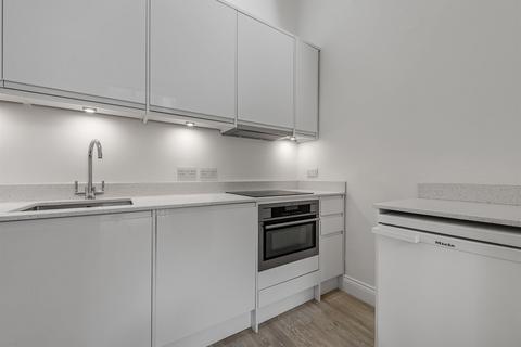 1 bedroom flat to rent, Drayton Gardens, Chelsea SW10