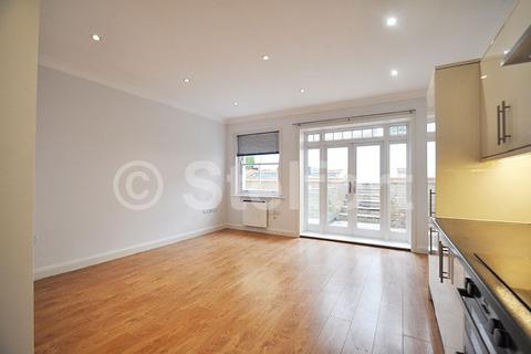 2 bedroom apartment to rent, Junction Road, London, N19