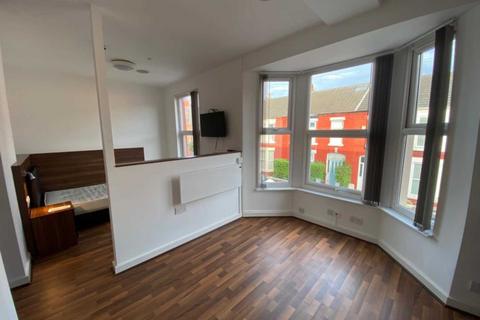 6 bedroom house share to rent, Duddingston Avenue, Allerton