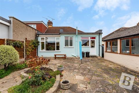 9 Kent Drive, Hornchurch, RM12 6TD