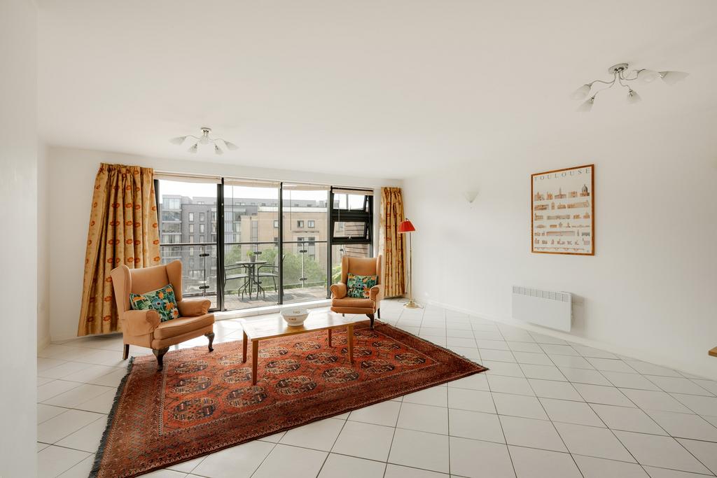 Apartment in Bristol - View 2