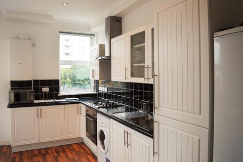 2 bedroom apartment to rent, Walburgh Street, Shadwell, London E1