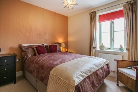 7 Stirling Way, Moreton-in-marsh, GL56 0GS