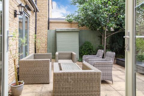 7 Stirling Way, Moreton-in-marsh, GL56 0GS