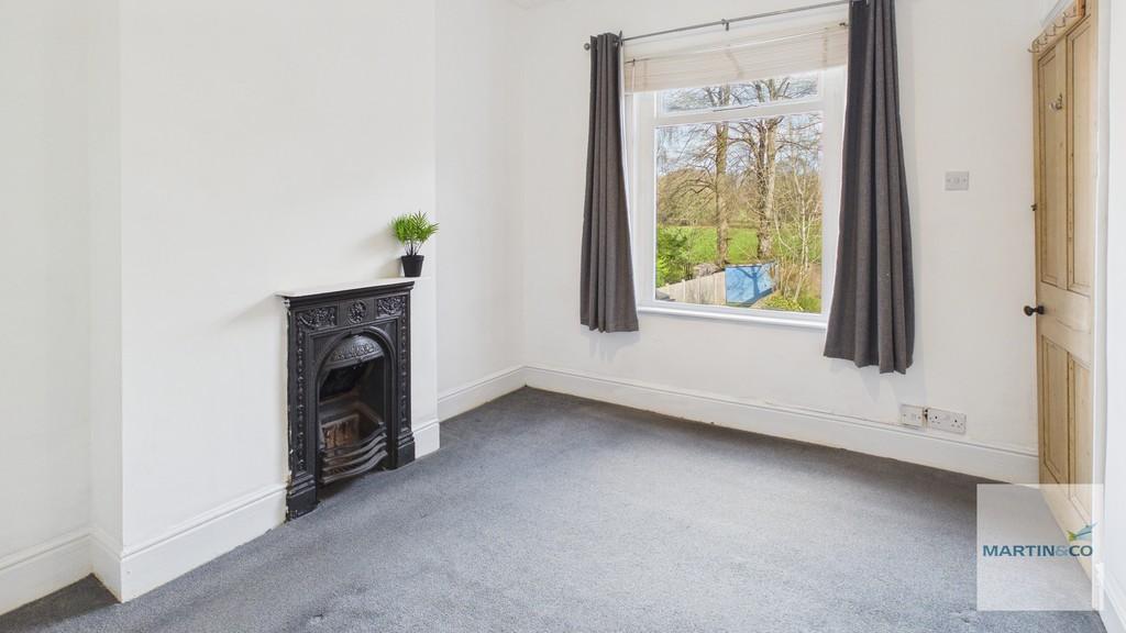 Rear bedroom